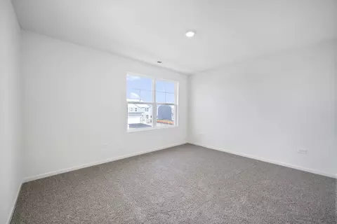 1303 Wake Robin Ln, Bartlett, IL 60103 photo 11