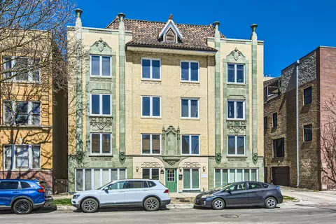 1636 W Melrose St #103, Chicago, IL 60657