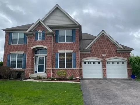 3653 Thornhill Dr, Elgin, IL 60124