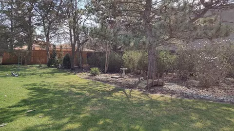 30 Crescent Dr, Glenview, IL 60025 photo 5