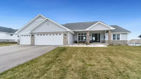 12146 Marble Dr, Rockton, IL 61072
