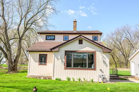 24692 N Jensen Ave, Cary, IL 60013