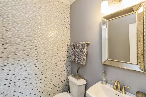 307 Lexington Ln, Rolling Meadows, IL 60008 photo 8