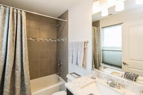 307 Lexington Ln, Rolling Meadows, IL 60008 photo 14