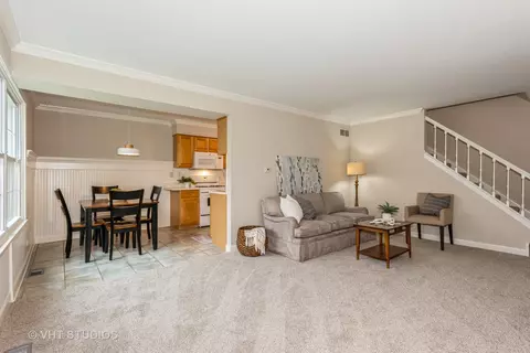 1484 Timber Trl, Wheaton, IL 60189 photo 5