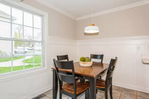 1484 Timber Trl, Wheaton, IL 60189 photo 3