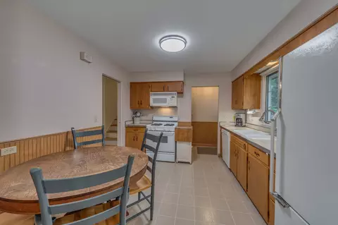 1021 Emerald Dr, Naperville, IL 60540 photo 10