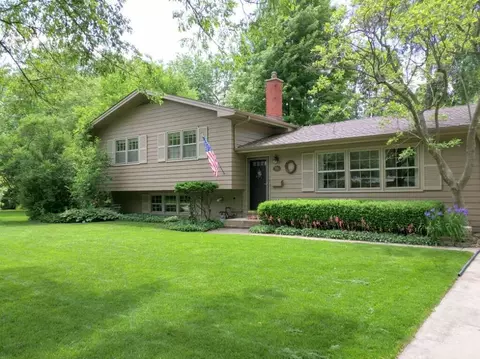 1021 Emerald Dr, Naperville, IL 60540 photo 29