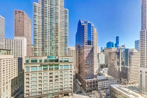 View/Area - 30 E Huron St #2101, Chicago, IL 60611 photo 2 of 2