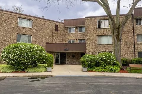 2600 Brookwood Way Dr #312A, Rolling Meadows, IL 60008