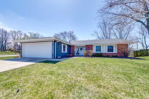 1760 Chippendale Rd, Hoffman Estates, IL 60195 photo 1