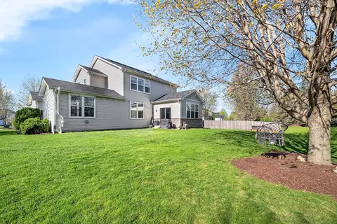Exterior - 25412 Springview Ct, Plainfield, IL 60544 photo 6 of 10