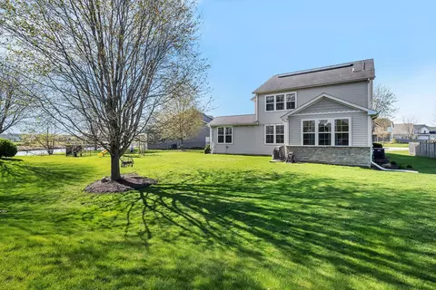 Exterior - 25412 Springview Ct, Plainfield, IL 60544 photo 7 of 10