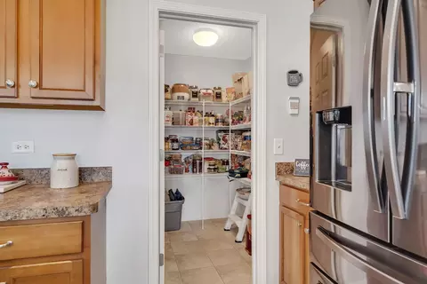 Kitchen - 25412 Springview Ct, Plainfield, IL 60544 photo 7 of 7