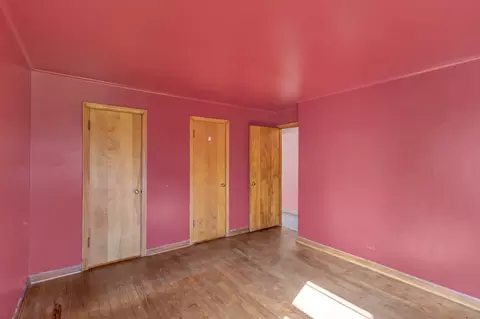Bedroom - 835 Rose Ave, Des Plaines, IL 60016 photo 2 of 3