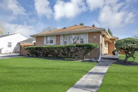 835 Rose Ave, Des Plaines, IL 60016