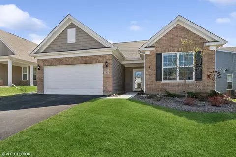 2859 Briargate Dr, Lindenhurst, IL 60046