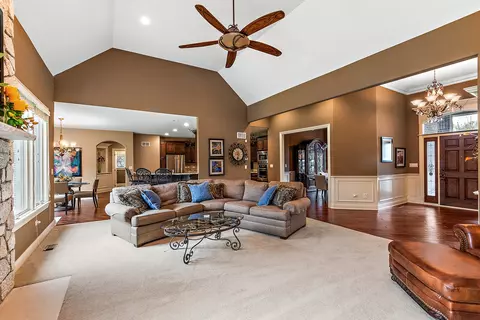 Living - 19508 Sarkis Dr, Mokena, IL 60448 photo 3 of 3