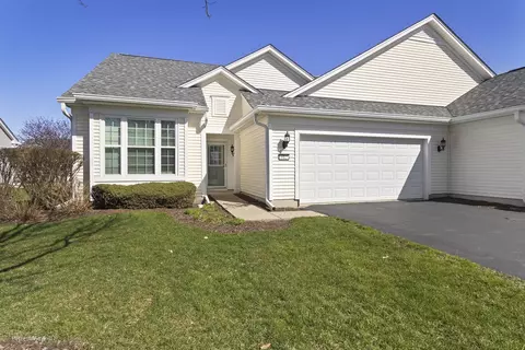 812 Treetop Ln #8801, Shorewood, IL 60404