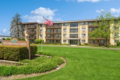 2222 S Goebbert Rd #256, Arlington Heights, IL 60005