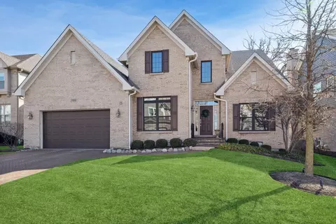 1105 Hickory Dr, Western Springs, IL 60558
