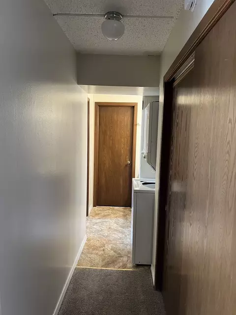 Entry Way - 702 Kenneth Cir, Elgin, IL 60120 photo 1 of 2