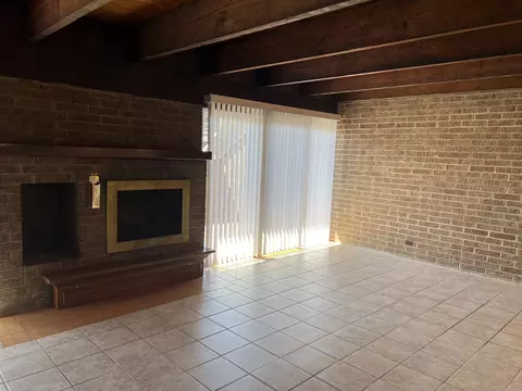 Living - 702 Kenneth Cir, Elgin, IL 60120 photo 1 of 1