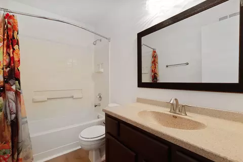 983 Symphony Dr, Aurora, IL 60504 photo 17