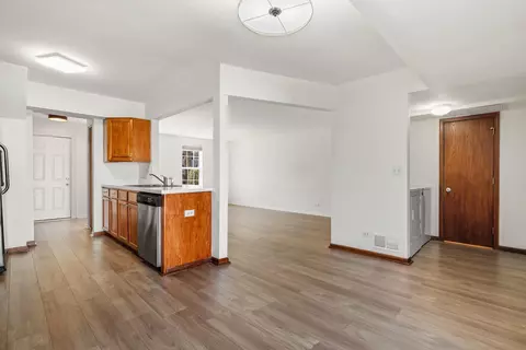 983 Symphony Dr, Aurora, IL 60504 photo 7