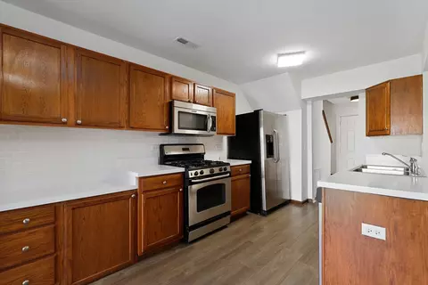 983 Symphony Dr, Aurora, IL 60504 photo 9