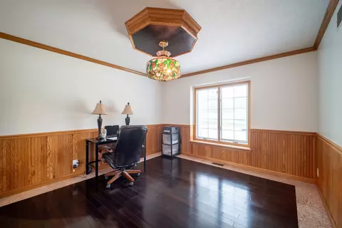 3202 Eagle Crest Rd, Bloomington, IL 61704 photo 9