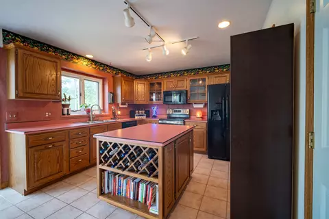 3202 Eagle Crest Rd, Bloomington, IL 61704 photo 11