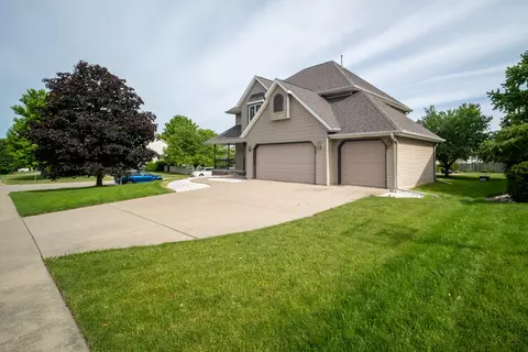 3202 Eagle Crest Rd, Bloomington, IL 61704 photo 39