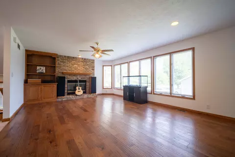 3202 Eagle Crest Rd, Bloomington, IL 61704 photo 7