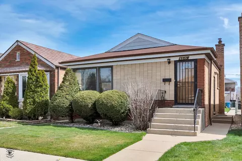6215 S Monitor Ave, Chicago, IL 60638