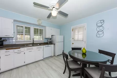 Kitchen - 2232 S 3rd Ave, North Riverside, IL 60546 photo 1 of 2