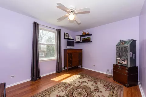 Bedroom - 2232 S 3rd Ave, North Riverside, IL 60546 photo 3 of 4
