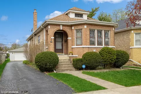 4146 Sunnyside Ave, Brookfield, IL 60513
