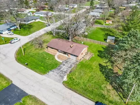 Exterior - 4716 Jeffrey St, Mchenry, IL 60051 photo 11 of 12