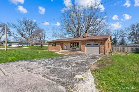 Exterior - 4716 Jeffrey St, Mchenry, IL 60051 photo 6 of 12