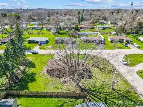 View/Area - 4716 Jeffrey St, Mchenry, IL 60051 photo 3 of 4