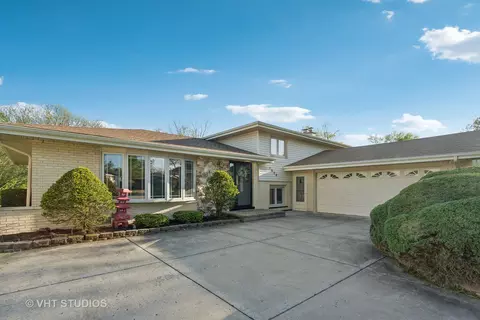 1623 71st St, Darien, IL 60561