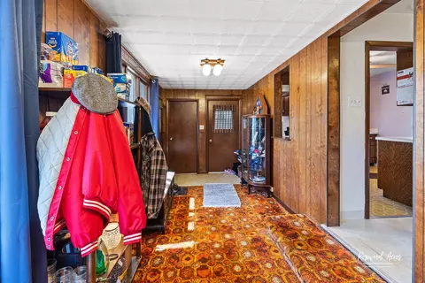 Entry Way - 522 Orchard Ln, Beecher, IL 60401 photo 1 of 1