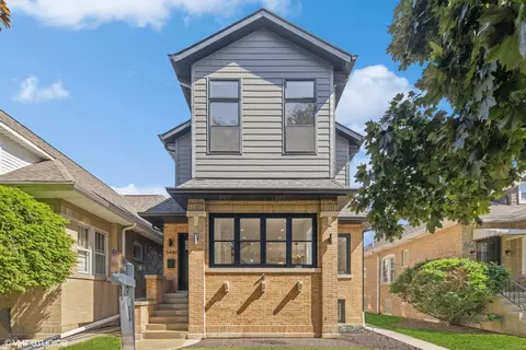 5440 W Pensacola Ave, Chicago, IL 60641