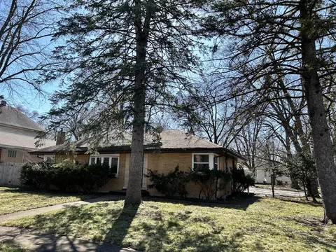 342 Calumet Blvd, Harvey, IL 60426