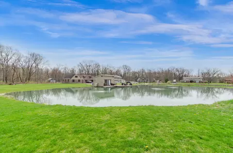 View/Area - 2039 E Maple St, Crete, IL 60417 photo 1 of 1