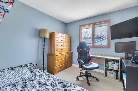 Bedroom - 2039 E Maple St, Crete, IL 60417 photo 4 of 5