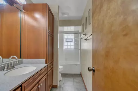 Bath - 2039 E Maple St, Crete, IL 60417 photo 1 of 3