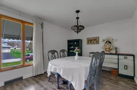 Dining - 2039 E Maple St, Crete, IL 60417 photo 2 of 2