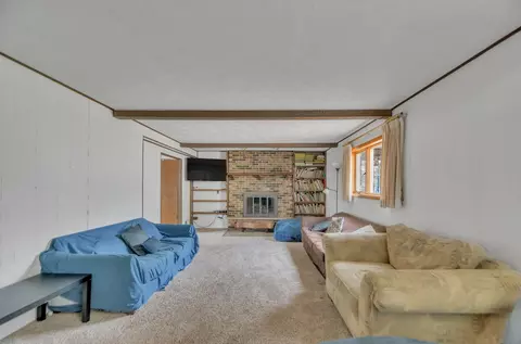 Living - 2039 E Maple St, Crete, IL 60417 photo 5 of 5